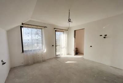 Casă cu 5 camere cu Teren 1792 Mp în Mitocu Dragomirnei - 15