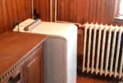 Apartament cu 2 camere decomandat, mobilat în Plăvăț II - 2