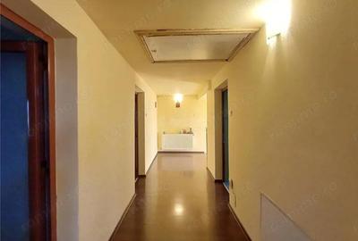 5 camere - 3 bai - 200 mp utili - teren 920 mp - Domnesti - Craitei 5 camere - 3 bai - 200 mp utili - teren 920 mp - Domnesti - Craitei - 10