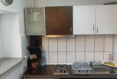 Garsonieră decomandată în Central - 2