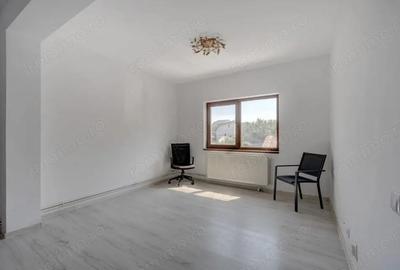 O proprietate imobiliara deosebita, formata din casa ?i mult teren! - 17