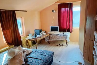 Casă cu 4 camere în Ohaba-Forgaci