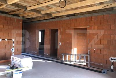 Casă cu 4 camere cu Teren 450 Mp în Odoreu - 3