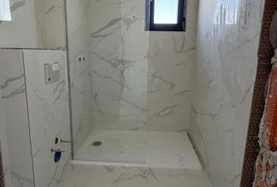 Apartament cu 3 camere semidecomandat în Central - 6