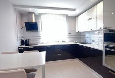 Casă cu 4 camere în Central - 3