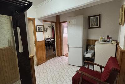 Apartament cu 3 camere semidecomandat în Central - 8