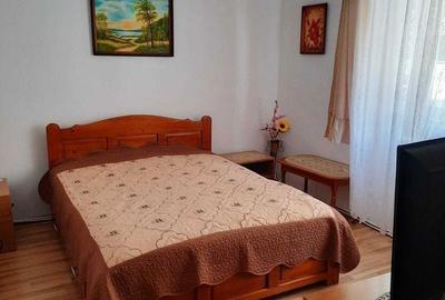 Apartament cu 3 camere decomandat în Central - 2