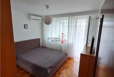 2 camere decomandate, et.7, renovat, mobilat, Basarabia- Costin Georgian - 2