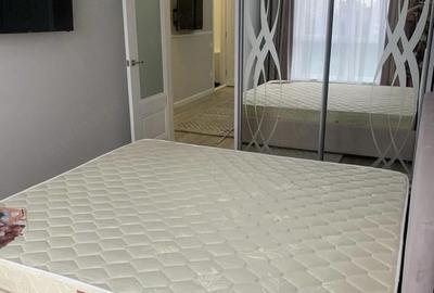 Garsonieră decomandată în Tei