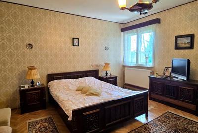 Casă cu 6 camere cu Teren 1632 Mp în Central