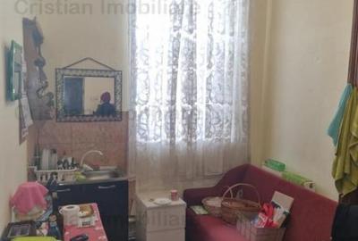 Casă cu 4 camere cu Teren 22 Mp în Central