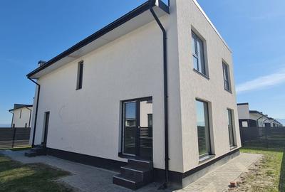 Casa individuala 4 camere 3 bai garaj Cartier Izvor Tarlungeni Brasov - 12