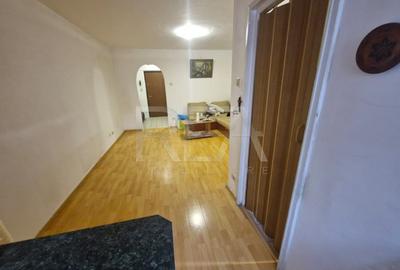 Garsoniera la 15 minute de statiile de metrou Titan si Costin Georgian - 2