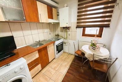 Garsonieră decomandată în Central - 9