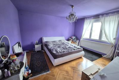 Casă individuală cu 5 camere cu Canalizare în Domenii - 2