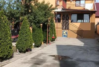 Casă cu 4 camere cu Teren 400 Mp în Corbu