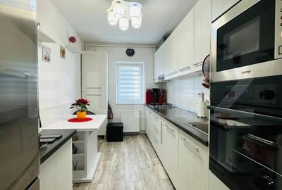 Apartament 3 camere decomandat, boxa si loc de parcare - zona Craiter - 5