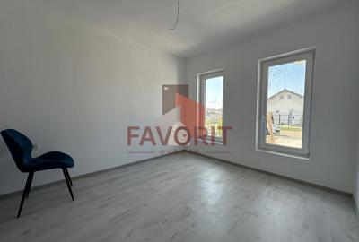 Duplex cu 3 camere cu Canalizare în Sânandrei - 7