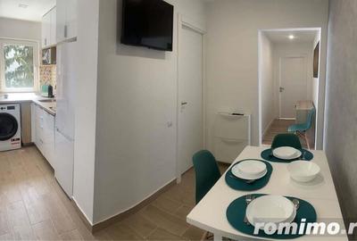 De i^nchiriat apartament cu 3 camere, zona UMF