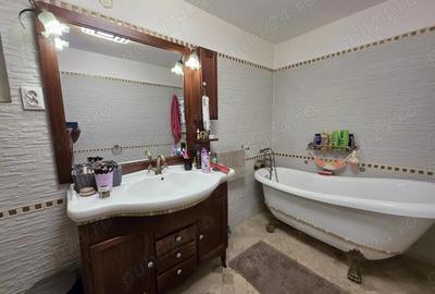 Casa spa?ioasa cu etaj, utilita?i complete ?i piscina Simeria, HD - 13