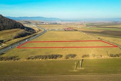 Teren Construcții intravilan de 16000 mp, în Nord-Est