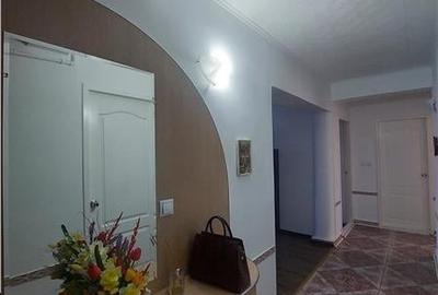 Apartament 3 camere, cu terasa, in Chisineu Cris - 6