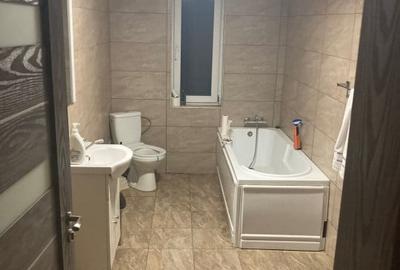 Casă individuală cu 6 camere cu Canalizare în Castelu - 7