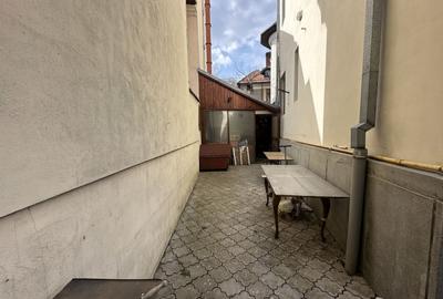 Casă cu 20 camere cu Canalizare în Foișorul de Foc - 8