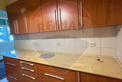 Apartament cu 3 camere la curte comuna, in zona Romanilor - 11