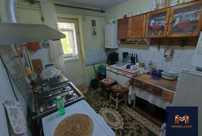 Apartament cu 3 camere semidecomandat, mobilat în Central - 7