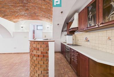 Apartament cu 5 camere decomandat în Ultracentral - 10