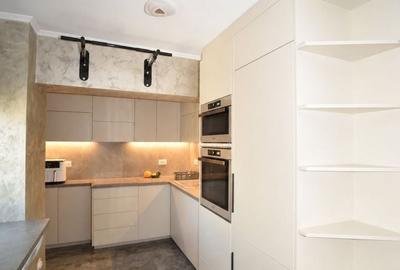 Apartament cu 3 camere decomandat, mobilat în Central - 4