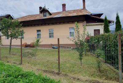 Apartament cu 2 camere nedecomandat în Azuga - 9