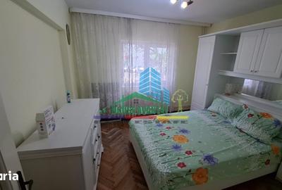 Apartament cu 4 camere decomandat în Ultracentral