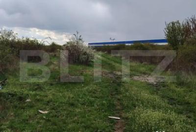 Teren de 8280 mp, în Central