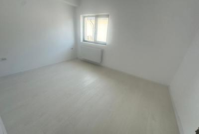 Duplex cu 4 camere cu Canalizare în Central - 13