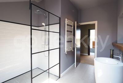 Apartament cu 4 camere potrivit pentru birouri fara trafic - 8