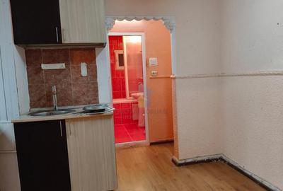 Ap 2 cam, conf 1, Buzaului Parter cu balcon, LIBER - 8