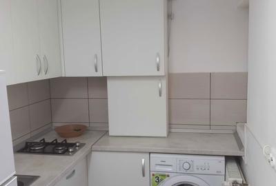 Garsonieră decomandată în Central - 1