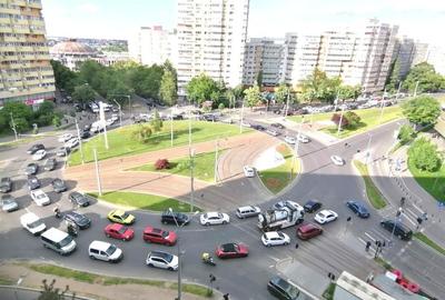 Apartament cu 4 camere decomandat în Pantelimon - 1