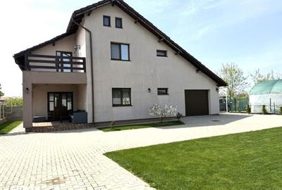 Casă cu 5 camere cu Teren 629 Mp în Central - 15