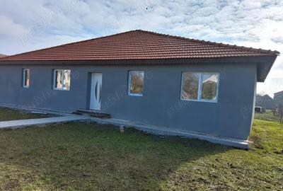 Casă cu 5 camere cu Teren 496 Mp în Central - 4