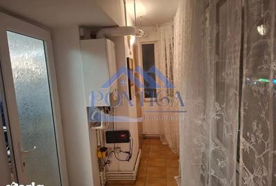 Apartament cu 2 camere decomandat în Casa de Cultură - 3