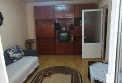 Zona CET 2 camere decomandat