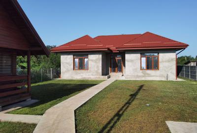 Casă cu 4 camere în Cocorăștii Mislii - 8