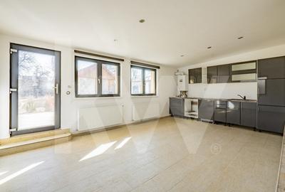 Casa Individuala de Vanzare in Lazaret - 5