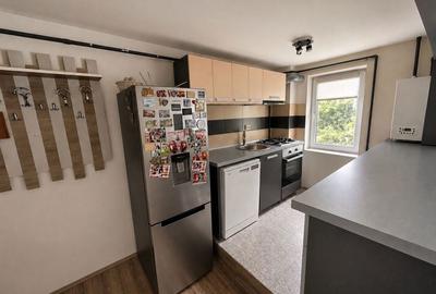 Apartament cu 2 camere semidecomandat în Exterior Vest