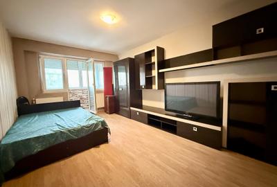 Apartament cu 4 camere în Călărași - 1