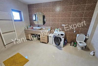 Casă cu 5 camere în Dobrotu - 3