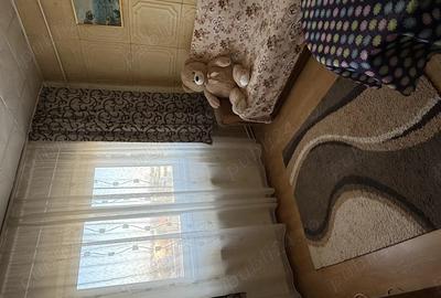 Apartament cu 4 camere semidecomandat în Central - 1